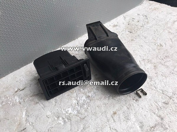 191 819 703 VW T4 ventilační tryska ventilace přední střed 191 - 8