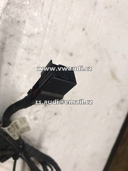 8E0 971 085 A Audi A4 8E B7 2.0 TDI 2006  kabel zadního parkovacího senzoru  - 2