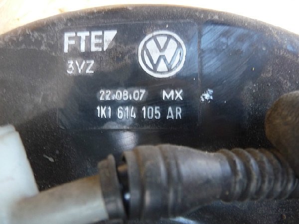 VW GOLF 5    Posilovač brzd podtlakový  1K1 614 105AR - 2