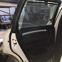 Audi  Q7 4,2 2009  Výpln obložení dveří tapecírunky soul  černá - 8