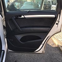 Audi  Q7 4,2 2009  Výpln obložení dveří tapecírunky soul  černá - 9