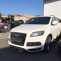 Audi  Q7 4,2 2009  Výpln obložení dveří tapecírunky soul  černá - 13