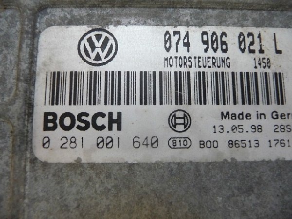 Řídící jednotka motoru ECU VW T4 2,5 Tdi - 5