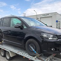 VW Touran 1,6 TDI CAY MAW náhradní díly  C9X LC9X černá barva - 2