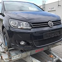 VW Touran 1,6 TDI CAY MAW náhradní díly  C9X LC9X černá barva - 8