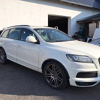 Audi Q7 4L  Sklo okno boční pravé zadní dveře spolujezdec PZ Bok - 2