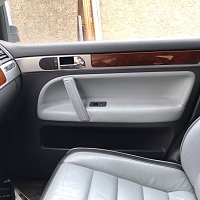 VW Touareg  V10 TDI TOUA 2005  Prodejní typ 7LAAH1 Kód motoru AYH Kód převodovky HAQ Náhradní díly - 25