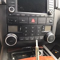 VW Touareg  V10 TDI TOUA 2005  Prodejní typ 7LAAH1 Kód motoru AYH Kód převodovky HAQ Náhradní díly - 27