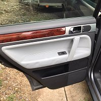 VW Touareg  V10 TDI TOUA 2005  Prodejní typ 7LAAH1 Kód motoru AYH Kód převodovky HAQ Náhradní díly - 34