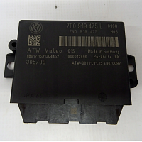 VW T5 PDC ECU JEDNOTKA  pomoc pri parkování asistent Valeo 305738  7N0 919 475 - 2