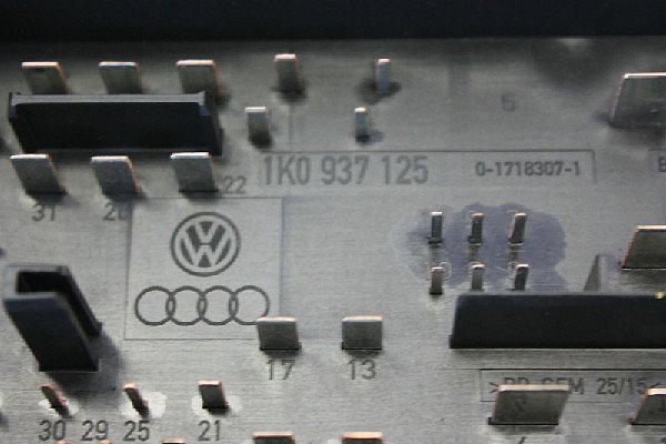 POJISTKOVÝ BLOK- VW AUDI Škoda - 3