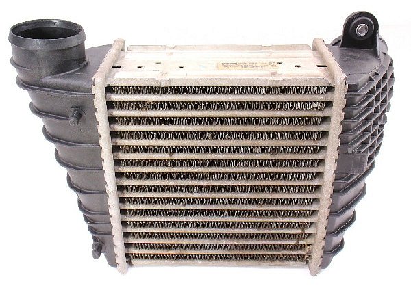 Chladič stlačeného vzduchu Golf 4 MK4 1,9 TDI 1J0 145 803F - 2