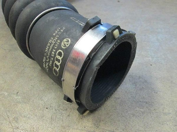 Tlaková hadice Audi A6 4F 2.7 3.0 V6 TDI  4F0 145 738F - 2