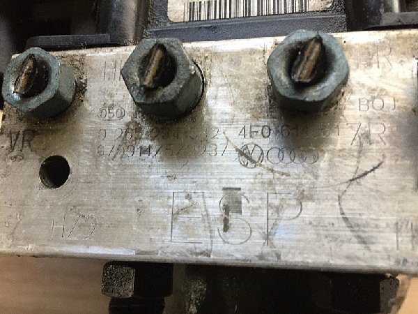 ABS  hydraulický blok 4F0 910 517AB  - 2