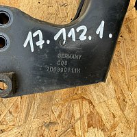 držák motoru VW T4 2.5 TDI držák převodovky - 2