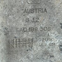 Audi 80 B4 1.9 Tdi 66kw 1993 Držák uchycení - 2