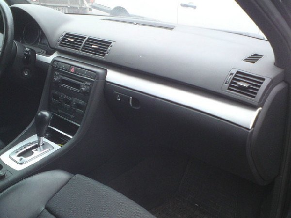  AUDI A4 B6 1,9 TDI 2004 S LINE  NA NÁHRADNÍ DÍLY  - 6