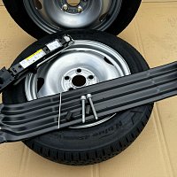 Kompletní držák rezervního kola VW TRANSPORTER 03- ORIGINAL 7H0801903B - 2