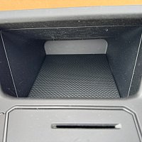 VW Polo VI 2G AW 6F0863289 středová loketní opěrka se středovou konzolou - 6