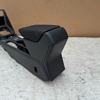 VW Polo VI 2G AW 6F0863289 středová loketní opěrka se středovou konzolou - 14