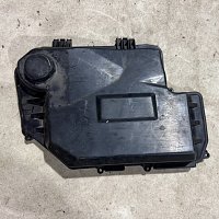 Pojistková skříňka skříně řídicí jednotky motoru Audi A6 S6 4F 4F1907355 4F1907613 - 3