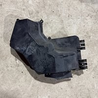 Pojistková skříňka skříně řídicí jednotky motoru Audi A6 S6 4F 4F1907355 4F1907613 - 6