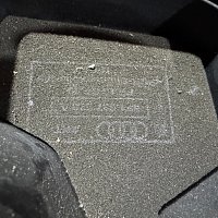 Pojistková skříňka skříně řídicí jednotky motoru Audi A6 S6 4F 4F1907355 4F1907613 - 7