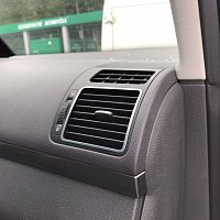 VW Touran 2012 1,6 TDI CAYV 1T1 858 418 B ozdobna lista pro pristrojovou desku, - 4