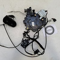 VW T5 2003-2014  VW Multivan T5 2007-2019 Zámek Centrálu  jednotka pro elektrické posuvné dveře LEVÉ - 2