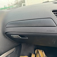 prihradka pristrojove desky na rukavice spolujezdec kastlík dvířka  .  8K1857104B6PS soul (cerna) + 8K1 857 124 viko kapsy pristrojove desky - 2