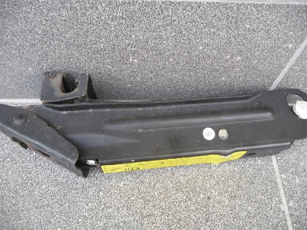 2K0 011 031B Caddy 2 2K hever  VW Caddy III 2K 03-10 - 2