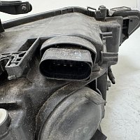 Přední světlomet Audi A4 B8 Facel  8K0 941031C Bi-xenonový levý světlomet  0 301 275 281 02  ROK  2014 - 9