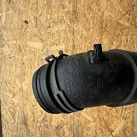 3C0 129 654 M + 3C0 129 635  originál VW Audi 1.6 TDI sací hadice pro vzduchový filtr Touran 1,6 tdi 2011 - 5
