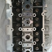 04E 103 404AE / 04E 103 064F  Hlava válců s ventily VW AUDI SEAT ŠKODA 1.4 TSI  Hlava motoru, víko hlavy válců  - 4