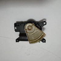 52421783-001 - Motorek klapky topení TOPENÍ  524111483R06   ALHAMBRA SHARAN 7N TDI - 5
