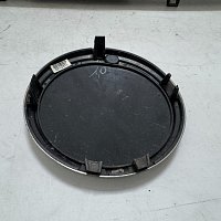 3D0 853 601 E / 3D0 853 601F JZA  znak VW  přední radar maska  ​​Passat 3C PHAETON 2 - 3