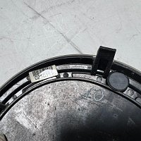 3D0 853 601 E / 3D0 853 601F JZA  znak VW  přední radar maska  ​​Passat 3C PHAETON 2 - 6