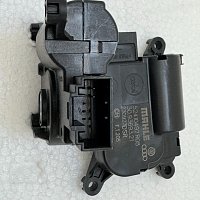 Mahle 309369321 motorek klapky topení klimatizace  VW T5 T6 T6,1  . NEW PART - 7