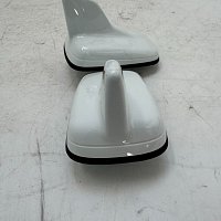 4N0035503BKC9A střešní anténa s navigací Shark Fin, originál Audi BÍLÁ BARVA LC9A  PURE WHITE - 2