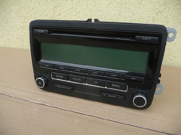 1K0 035 186AA RCD310 VW VW Golf 5 Passat 3C , Caddy , Eos RÁDIO - Radio MP3 CD Player - 1K0 035 186AA RCD310   - 3