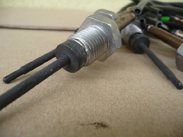 04L 906 088DB Čidlo Teploty spalin - 04L 906 088DB  Exhaust Gas Temperature Sensor 2,0 TDI GOLF 7 Passat B8 Caddy  PDF Sonda teploty spalin - 6