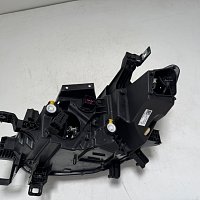Světlomet LAMPA  Cupra Born Full LED pravý 2020 21 22  23  Přední Spolujezdec pp - 9