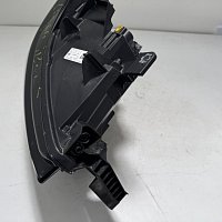 Světlomet LAMPA  Cupra Born Full LED pravý 2020 21 22  23  Přední Spolujezdec pp - 15