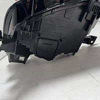 Světlomet LAMPA  Cupra Born Full LED pravý 2020 21 22  23  Přední Spolujezdec pp - 21