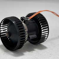 ventilátor topení klimatizace  dmychadlo Audi Q7 4M TOUAREG  nový díl orig - 2