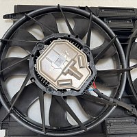 8W0121003D PŘEDNÍ VENTILÁTOR CHLADIČE AUDI A8 L D5 4N  8W0 959 455 P + 8W0 959 455 N - 2