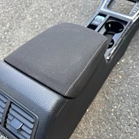 VW GOLF 7 VII interier LOUNGE loketní bederní středová opěrka tunel - 5