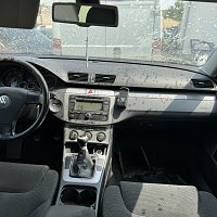 VW Passat Variant 2.0 TDI 3C 103 kW 140 HP na náhradní díly - 9