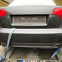 8E5 807 303 A  Audi A4 B7 8E  Kryt nárazníku pro vozy s parkovacím asistentem  limuzina   08/04-06/08 GRU zakladovane - 3
