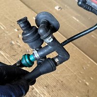 Seat VW Polo Passat  Sestava odvzdušňovací hadice zpětného ventilu, podtlaková  1.8T. - 5